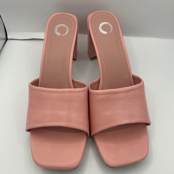 JOURNEE Collection vegan leather pink block heel sandals women’s Size 12 - Picture 3 of 11